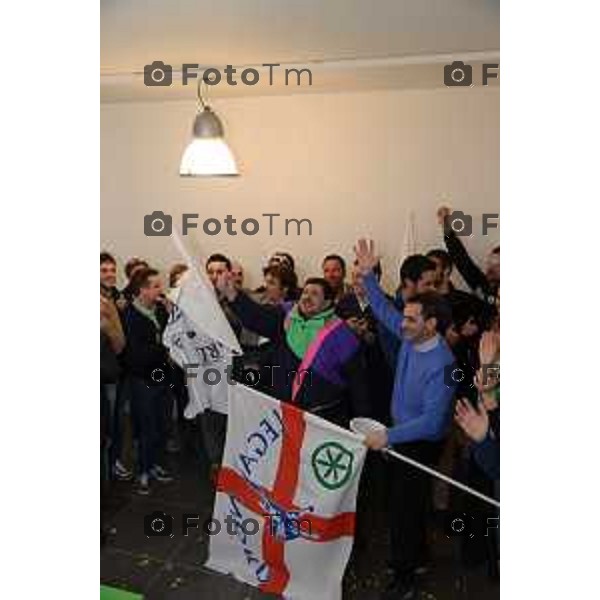 BERGAMO sede Lega Nord festeggiamenti alla sede lega bergamo Fotogramma Bergamo-Tiziano Manzoni