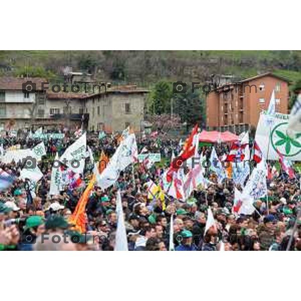 PONTIDA raduno leghista nei prati di Pontida nella foto: POPOLO LEGHISTA Fotogramma Bergamo-Tiziano Manzoni