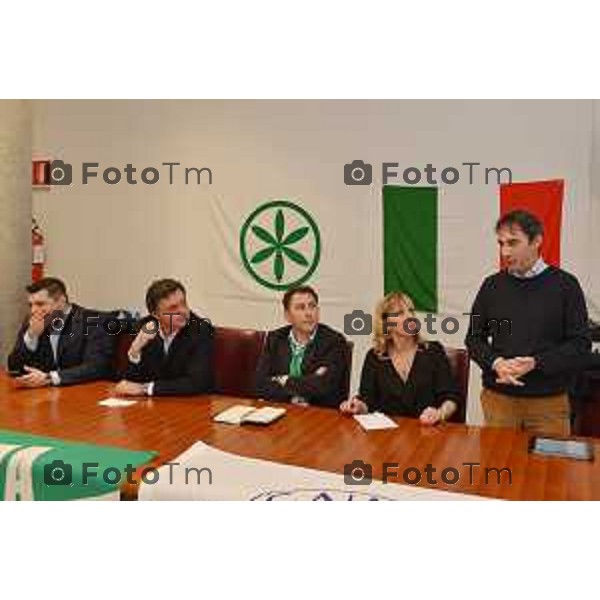 DALMINE PRESENTAZIONE CANDIDATO SINDACO LEGA FORZA ITALIA FABIO FACCHINETTI NELLA FOTO: LA PRESENTAZIONE DA SX SORTE FI, FONTANA FI, FACCHINETTI CANDIDATO, TERZI LN, BELOTTI LN, foto Tiziano Manzoni-fotogramma Bergamo