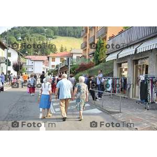 foto LaPrese Tiziano Manzoni 24/08/2018 Cronaca Bergamo - ITALIA (immagini archivio) Turismo nelle valli Bergamasche, case vacanze affitasi vendesi seconde case. Nella foto. Selvino, case vacanze e ztl