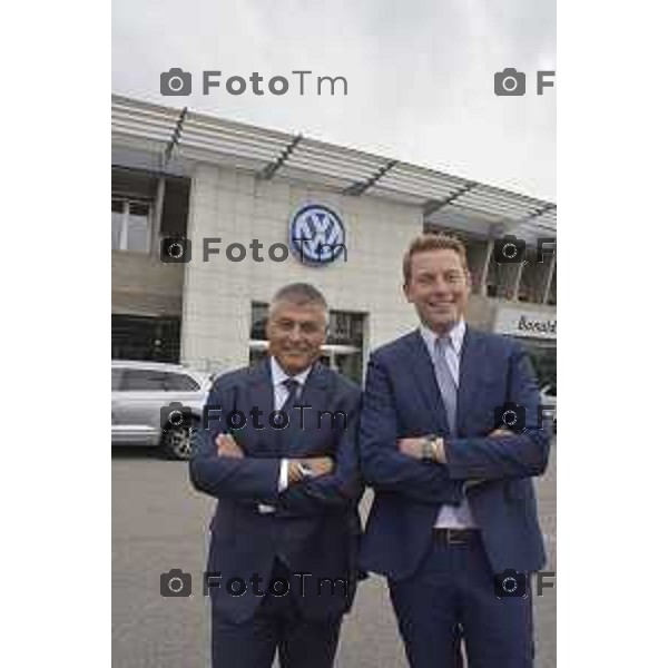 foto LaPresse Tiziano Manzoni 11/10/2018 Cronaca Bergamo - ITALIA Nella foto: da sx Direttore Generale Gianmaria Berziga al suo fianco Matthias Moser, Presidente del Consiglio di Amministrazione del Gruppo Bonaldi.