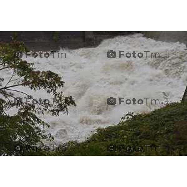 Foto LaPresse/Manzoni Tiziano 29/10/2018 Bergamo, Italia cronache, Maltempo nella provincia di bergamo Nella foto: Il fiume Brembo in piena a Ponte San Pietro