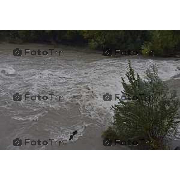 Foto LaPresse/Manzoni Tiziano 29/10/2018 Bergamo, Italia cronache, Maltempo nella provincia di bergamo Nella foto: Il fiume Brembo in piena nella zona di Almenno San Salvatore