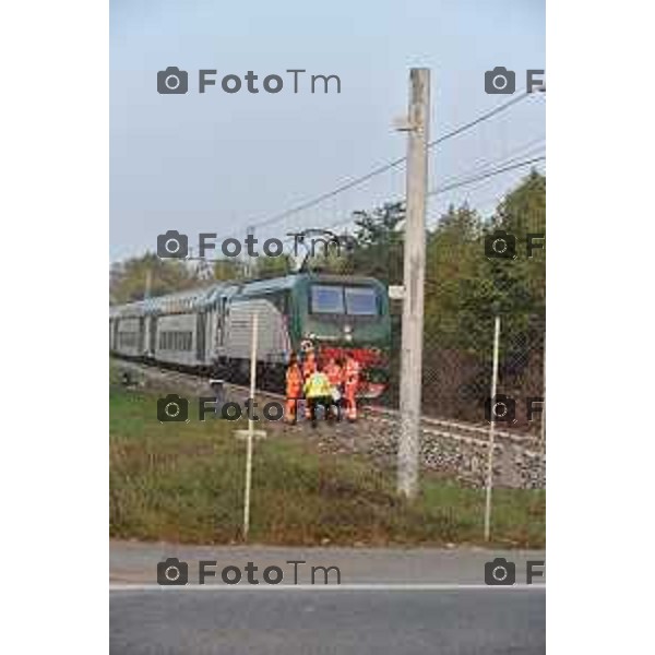 Foto LaPresse/Gandossi Davide x Tiziano Manzoni 20/10/2018 Bergamo, Italia cronaca. Travolto Dal treno in Via Luther King Zona Ospedale. treno Travolge uomo, treno transitava Verso la fermata Bergamo Ospedale.