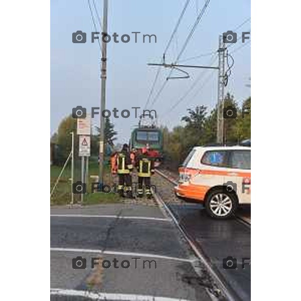 Foto LaPresse/Gandossi Davide x Tiziano Manzoni 20/10/2018 Bergamo, Italia cronaca. Travolto Dal treno in Via Luther King Zona Ospedale. treno Travolge uomo, treno transitava Verso la fermata Bergamo Ospedale.