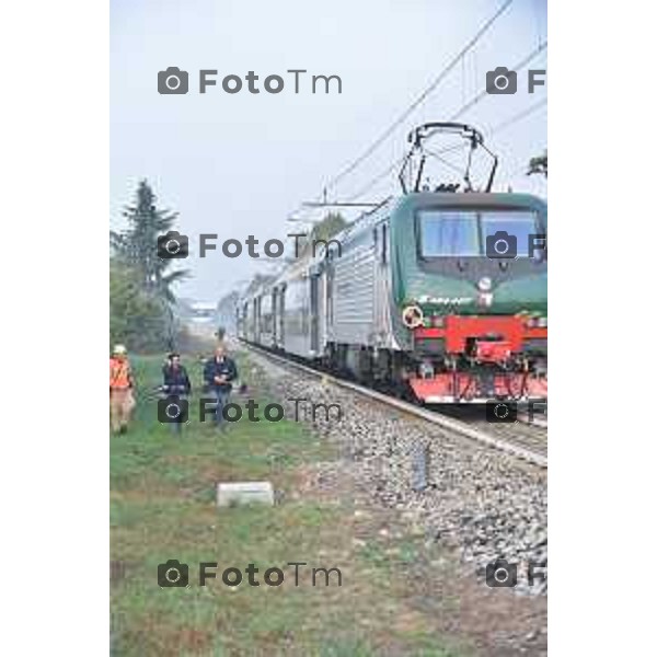 Foto LaPresse/Gandossi Davide x Tiziano Manzoni 20/10/2018 Bergamo, Italia cronaca. Travolto Dal treno in Via Luther King Zona Ospedale. treno Travolge uomo, treno transitava Verso la fermata Bergamo Ospedale.