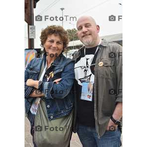 08/10/2018 Davide Gandossi x Tiziano Manzoni Bergamo - ITALIA Cronaca. Tutto il Teatro che ci piace, Conferenza e spettacolo sul Tram della TEB. Partenza Da Bergamo Fino ad Albino. nella foto: Andrea Rudigher Teatro Prova e Tizziana Pirola Assessore Arts