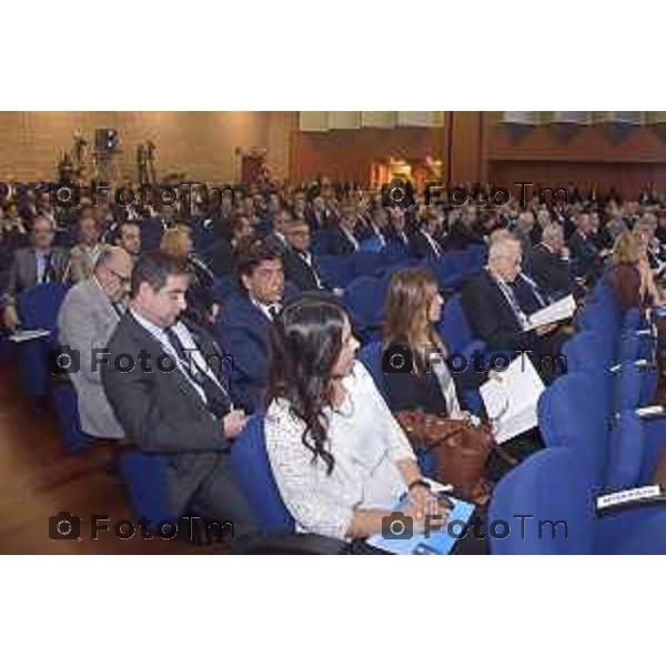 Foto LaPresse/Manzoni Tiziano 19/10/2018 Bergamo, Italia cronaca Assemblea Straordinaria UBI Banca Nella foto: La Platea con L\'accusatore Guorgio Jannone secondi in seconda fila