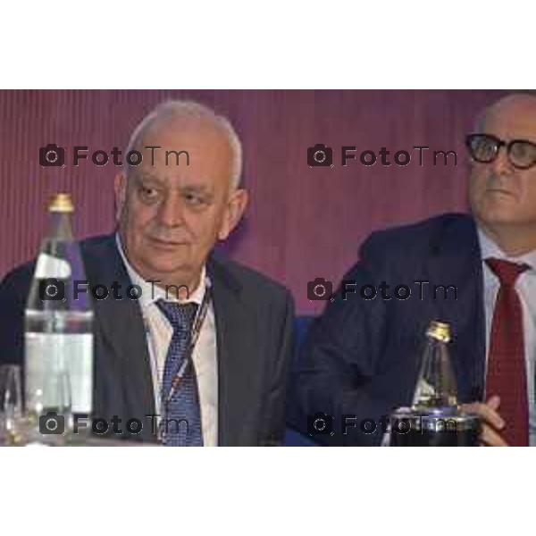 Foto LaPresse/Manzoni Tiziano 19/10/2018 Bergamo, Italia cronaca Assemblea Straordinaria UBI Banca Nella foto:Consiglio di Gestione Vice Presidente Flavio Pizzini