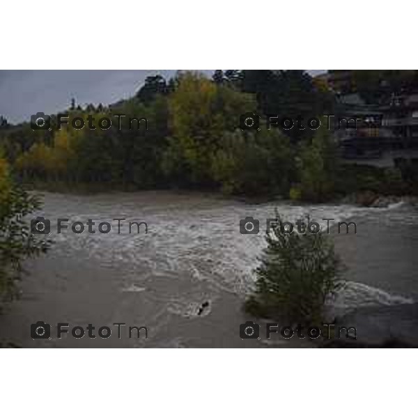 Foto LaPresse/Manzoni Tiziano 29/10/2018 Bergamo, Italia cronache, Maltempo nella provincia di bergamo Nella foto: Il fiume Brembo in piena nella zona di Almenno San Salvatore