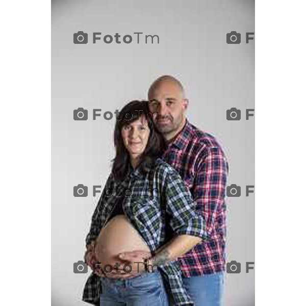 Jenifer e Dario Manzoni Maternita gennaio 2021 Tiziano Manzoni