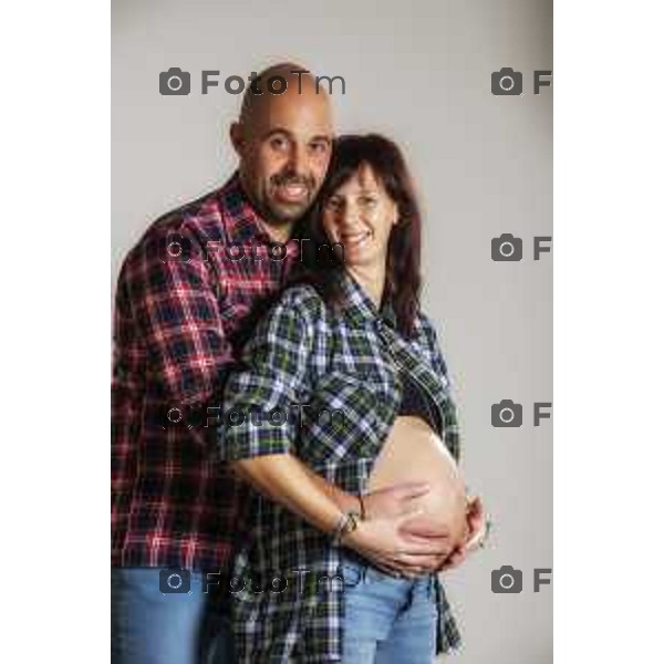 Jenifer e Dario Manzoni Maternita gennaio 2021 Tiziano Manzoni
