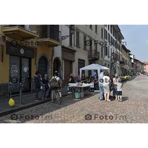 Via Borgo Santa Caterina i sabati del Borgo, la vian alle ore17 eventi, laboratori con la strada pedonalizzata per l’occasione.