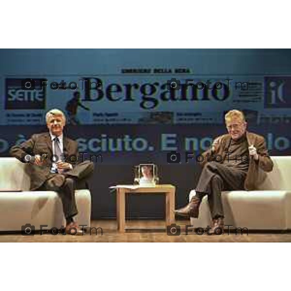 foto LaPresse Tiziano Manzoni (archivio Manzoni 03/ 2013 ) Cronaca Bergamo - ITALIA Il Bergamo Ermanno Olmi Regista BergamascoFerruccio De Bortoli Giornalista. in occasione dellìapertura nuova redazione locale Bergamasca