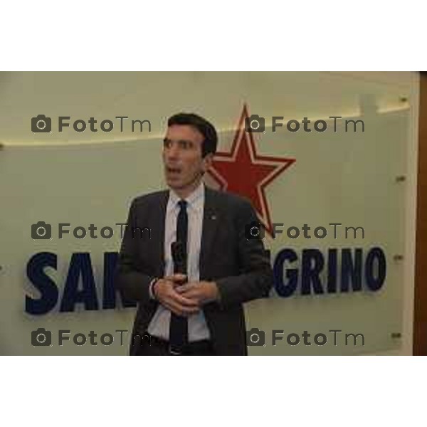 Sanpellegrino Terme (BG) il ministro Maurizio Martina in visita allo stablimento San Pellegrino nella foto