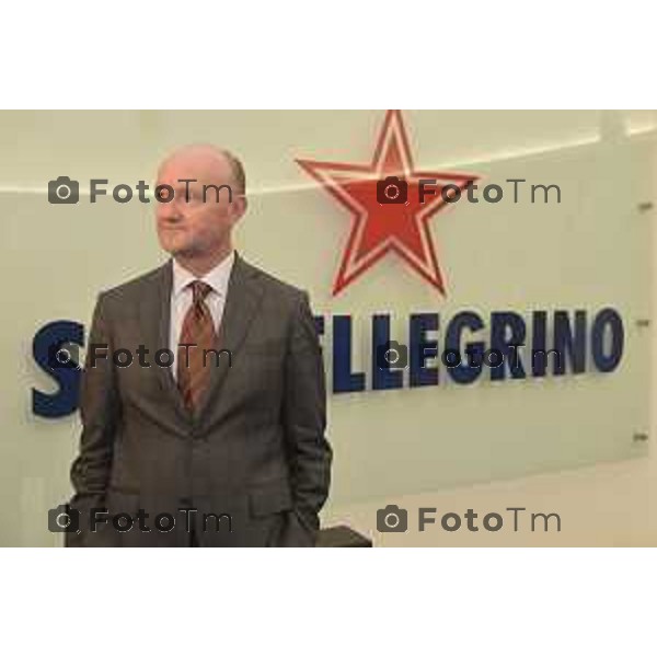 Sanpellegrino Terme (BG) il ministro Maurizio Martina in visita allo stablimento San Pellegrino nella foto Marco Settembri, executive vice president di Nestlé Waters, diventando così il primo italiano dagli anni ’50 a entrare nell’executive board del gruppo.