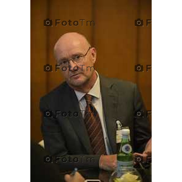 Sanpellegrino Terme (BG) il ministro Maurizio Martina in visita allo stablimento San Pellegrino nella foto Marco Settembri, executive vice president di Nestlé Waters, diventando così il primo italiano dagli anni ’50 a entrare nell’executive board del gruppo.