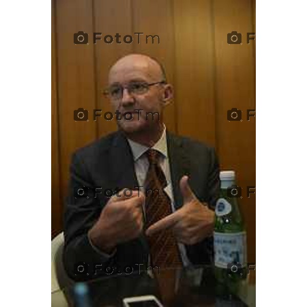 Sanpellegrino Terme (BG) il ministro Maurizio Martina in visita allo stablimento San Pellegrino nella foto Marco Settembri, executive vice president di Nestlé Waters, diventando così il primo italiano dagli anni ’50 a entrare nell’executive board del gruppo.