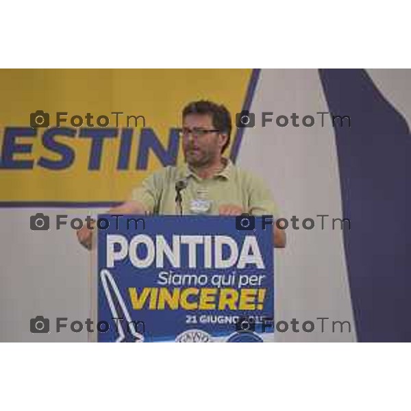 Pontida, raduno leghista domenica 21 giugno 2015 nella foto Giorgetti