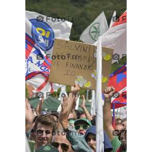 Pontida, raduno leghista domenica 21 giugno 2015 nella foto