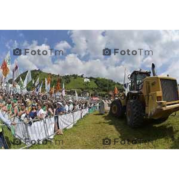 Pontida, raduno leghista domenica 21 giugno 2015 nella foto