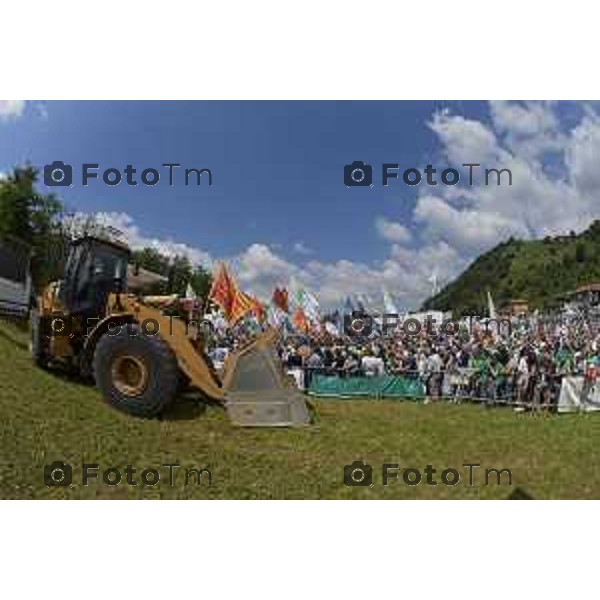 Pontida, raduno leghista domenica 21 giugno 2015 nella foto