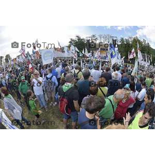 Pontida, raduno leghista domenica 21 giugno 2015 nella foto