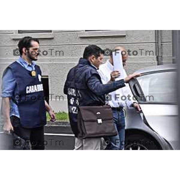 foto LaPresse Tiziano Manzoni 25/06/2018 Cronaca Bergamo - ITALIA Indagine Foppolo arresti di La consegna alla Gdf di Sergio Lima, con l\'avvocato Benedetto Bonomo