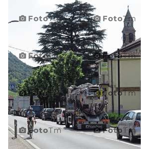 foto LaPresse Tiziano Manzoni 18/06/2018 Cronaca Bergamo - ITALIA Cisano Bergamasco "i curvoni" code e traffico pesante