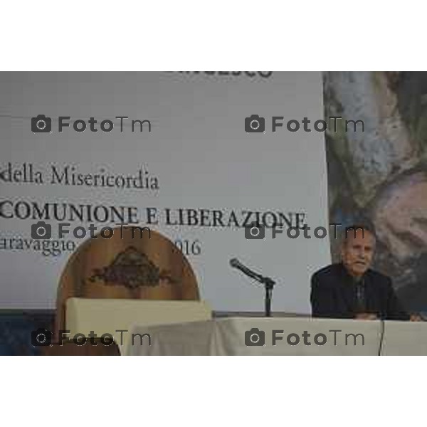 Caravaggio 20 mila fedeli del Movimento di Comunione e Liberazione al Santuario “Santa Maria Del Fonte” per celebrazione dell’Anno Santo della Misericordia .Nella foto don julian carron