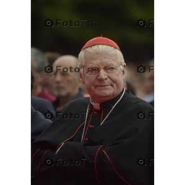 Caravaggio 20 mila fedeli del Movimento di Comunione e Liberazione al Santuario “Santa Maria Del Fonte” per celebrazione dell’Anno Santo della Misericordia .Nella foto Cardinale Ettore Scola di milano