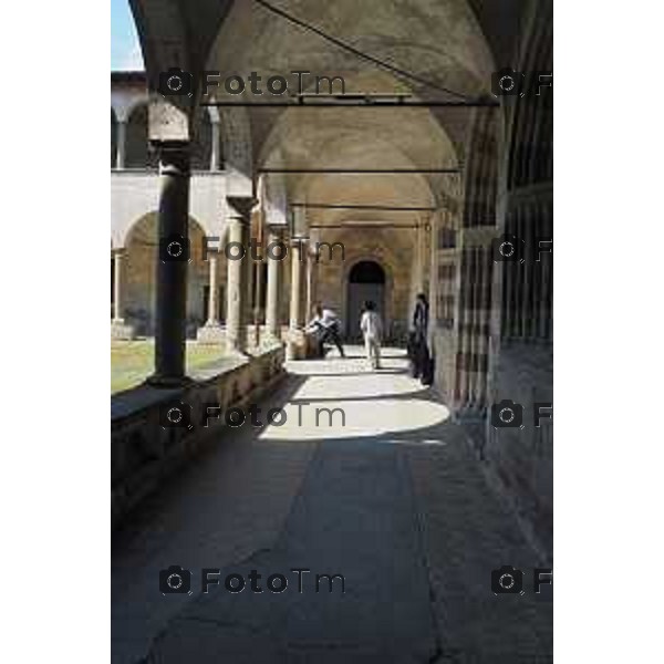 Bergamo le palazzine / uffici destinati all\'università di Bergamo nella foto il chiostro piccolo di Sant Agostino