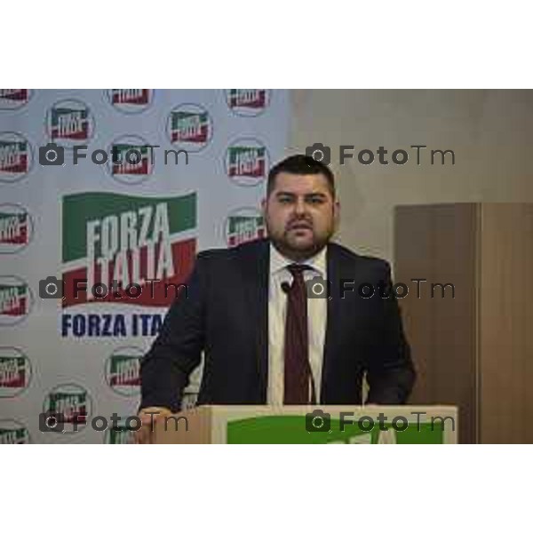 Congresso Forza Italia Zingonia 2016 nella foto intervento di Alessandro Sorte