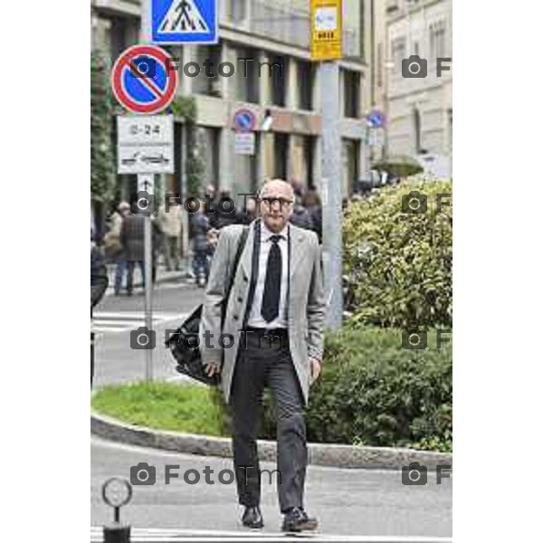 Processo Bossetti testimoni e Marita Comi Bergamo Tribunale processo Bossetti nella foto Marita Comi con l\'avvocato Salvagni