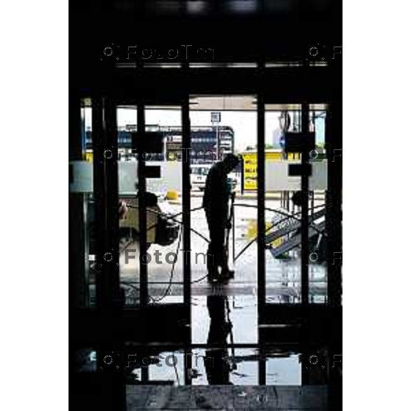 Orio Al Serio (BG) aeroporto ultimi lavori di ripristino inetrni esterni per inaugurazione del 2 giugno foto Tiziano Manzoni-fotogramma Bergamo