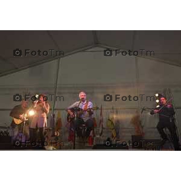 Pontida r Davide Van De Sfroos alla festa della lega nord foto Tiziano Manzoni-fotogramma Bergamo