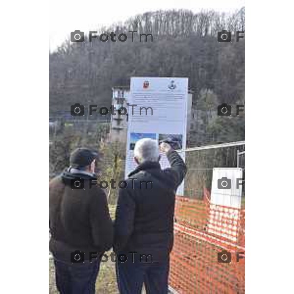 foto LaPresse Tiziano Manzoni 5/12//2018 Cronaca Bergamo - ITALIA cerimonia di posa della prima pietra per la costruzione del nuovo ponte comunale di San Giovanni Bianco nella foto il cantiere del ponte nuovo