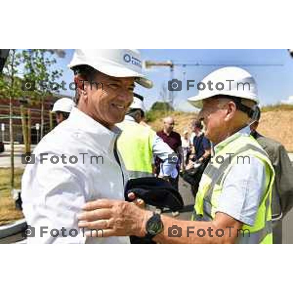 Foto Manzoni Tiziano/LaPresse 27-07-2022 Bergamo visita al cantiere cantiere Fondazione Carisma,nuovo centro assistenza delle persone affette da demenza. Ing. Miro Radici, e il Sindaco di Bergamo,Giorgio Gori.