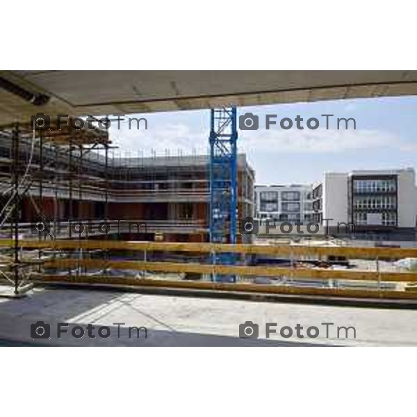 Foto Manzoni Tiziano/LaPresse 27-07-2022 Bergamo visita al cantiere cantiere Fondazione Carisma,nuovo centro assistenza delle persone affette da demenza. Ing. Miro Radici, e il Sindaco di Bergamo,Giorgio Gori.