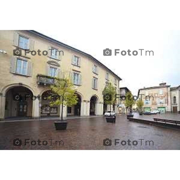 Treviglio (BG) centro storico e piazza comune treviglio foto Tiziano Manzoni-fotogramma Bergamo