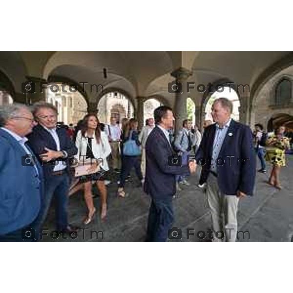 Foto Manzoni Tiziano/LaPresse 3-09-2022 Bergamo Italia - Cronaca - XII edizione del Landscape Festival - I Maestri del PaesaggioCassian Schmidt Architetto con il sindaco Giorgio Gori