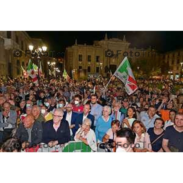 Bergamo Tiziano Manzoni/LaPresse 9- 9 -2022 Italia Cronaca Bergamo l\'ecotour di Enrico Letta, segretario nazionale del Partito Democratico