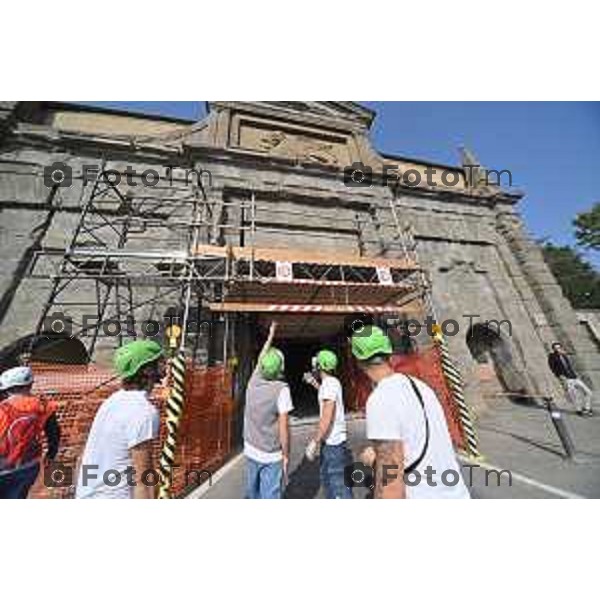 Foto Manzoni Tiziano/LaPresse 8-10-2022 Bergamo Italia - Cronaca - Bergamo Lavori alla porta di sant\'Agostino