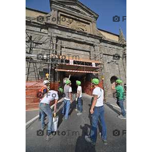 Foto Manzoni Tiziano/LaPresse 8-10-2022 Bergamo Italia - Cronaca - Bergamo Lavori alla porta di sant\'Agostino