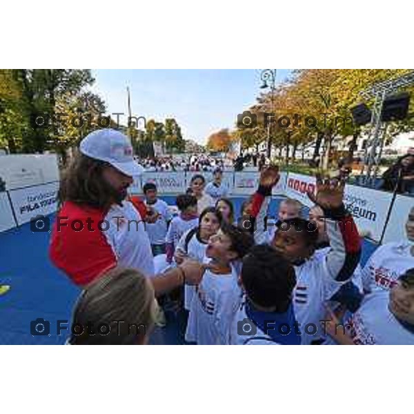 Foto Manzoni Tiziano/LaPresse 12-10-2022 Bergamo Italia - Cronaca - Settima tappa a Bergamo di un Campione per Amico, lmanifestazione italiana sportivo-educativo Adriano Panatta, Andrea Lucchetta, Ciccio Graziani e Martín Leandro Castrogiovanni