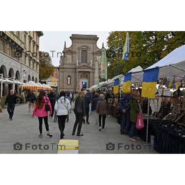 Foto Manzoni Tiziano/LaPresse 13-10-2022 Bergamo Italia - Cronaca - Bergamo Apertura Mercatanti 2022 street food