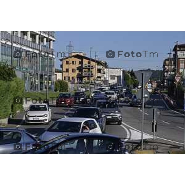 Bergamo traffico Villa D\'Almè Paladina 5 Luglio 2021 Bergamo Tiziano Manzoni/Ansa