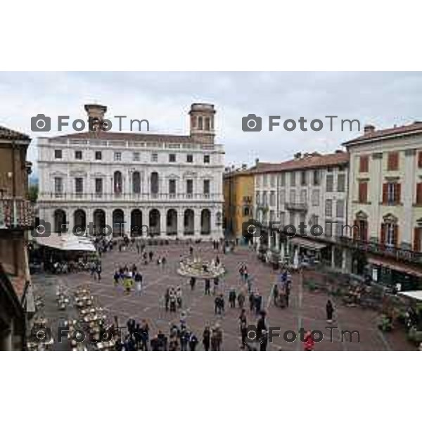 Foto Manzoni Tiziano/LaPresse 22-10-2022 Bergamo Italia - Cronaca piazza Vecchia Fontana Contarini