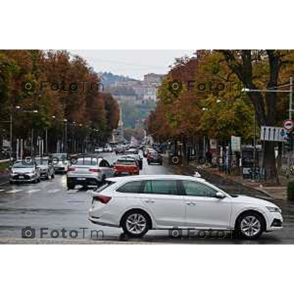 Foto Manzoni Tiziano/LaPresse 22-10-2022 Bergamo Italia - Cronaca -Bergamo taxi Piazzale Marconi