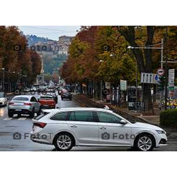 Foto Manzoni Tiziano/LaPresse 22-10-2022 Bergamo Italia - Cronaca -Bergamo taxi Piazzale Marconi